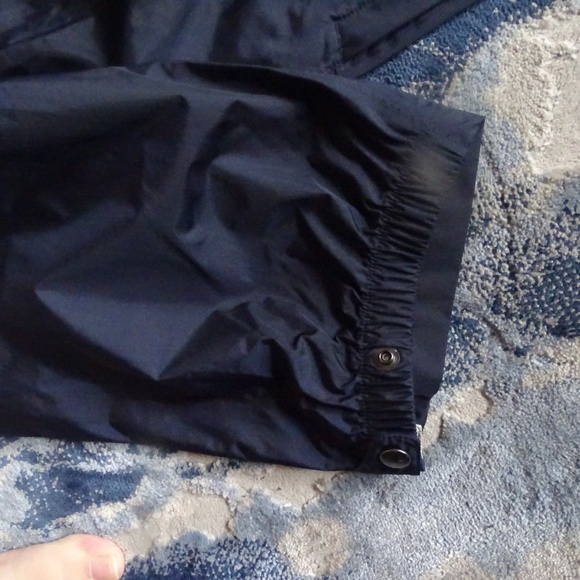 LIKE NEW PATAGONIA H2NO WIND PANTS SIZE LARGE NAVY/TEAL - Picture 4 of 6